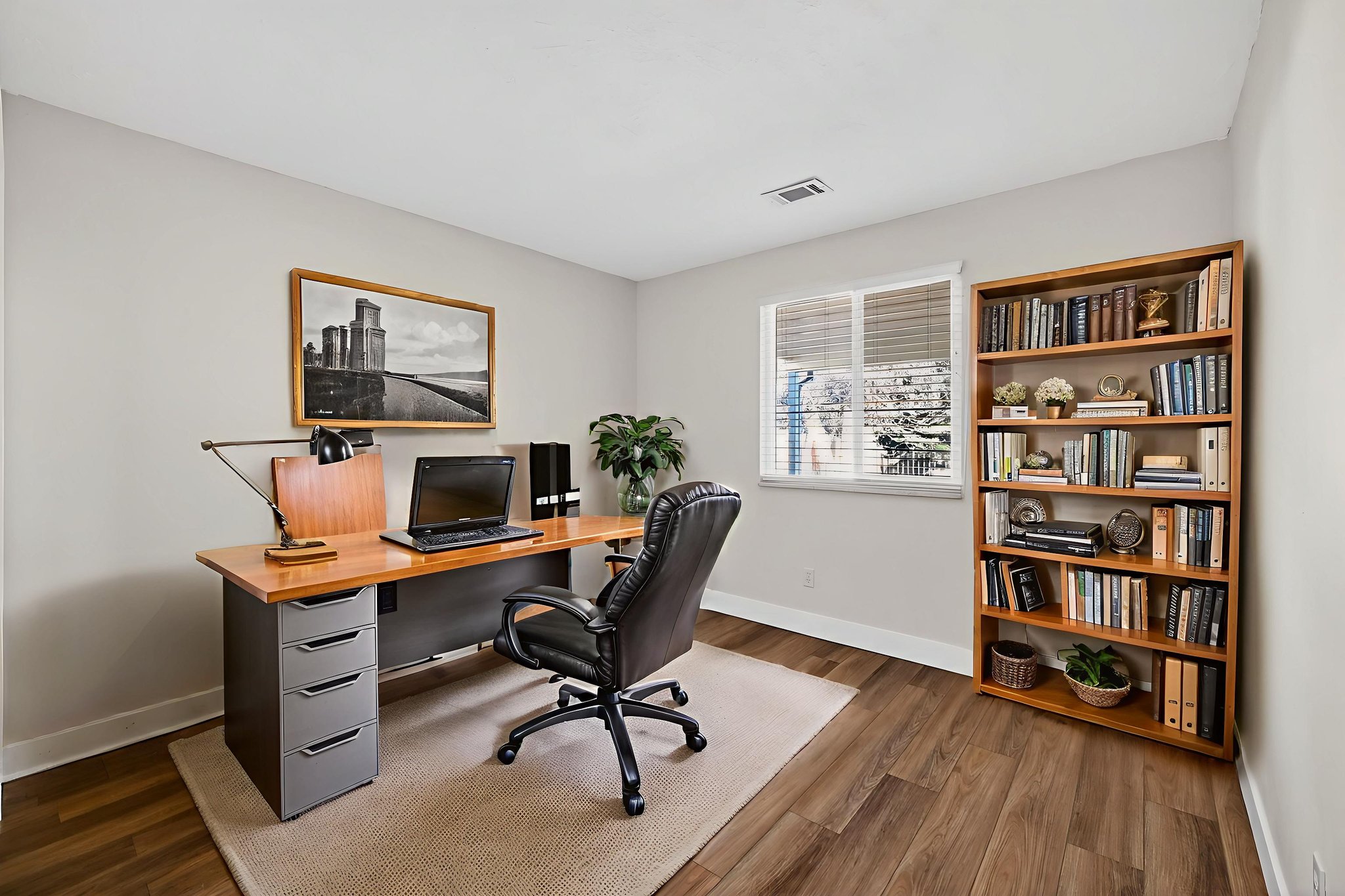 BCM_3816 virtually staged.jpeg