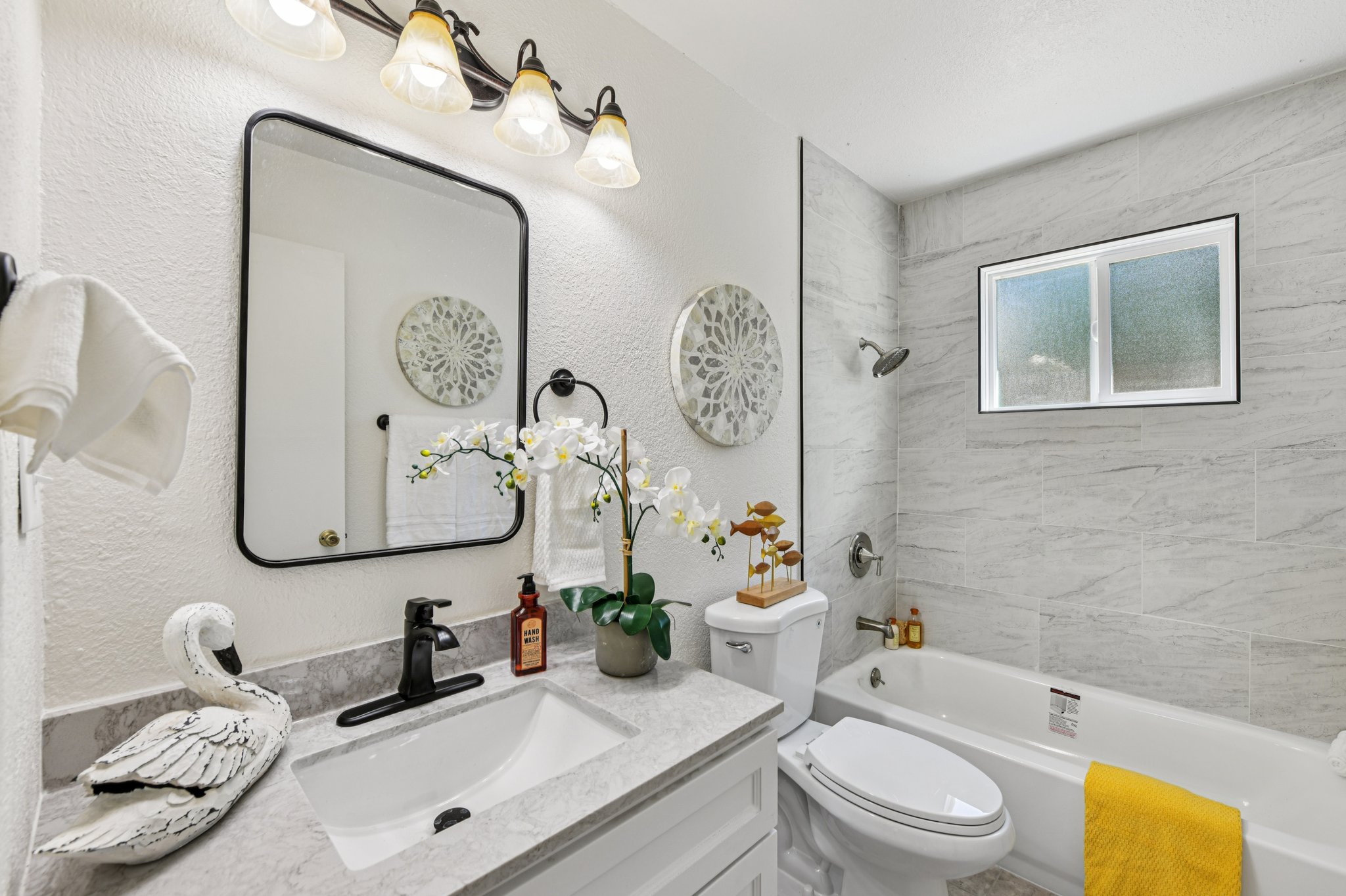 Circle Pkwy-S2908-019.jpg