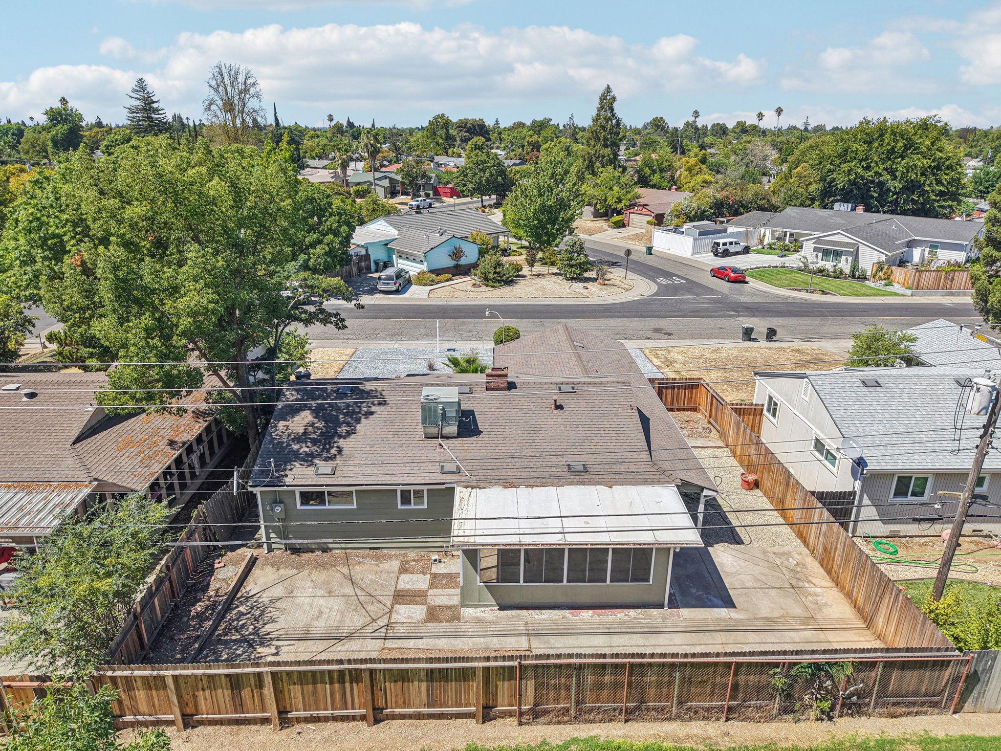 Circle Pkwy-S2908-049.jpg