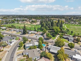 Circle Pkwy-S2908-037.jpg