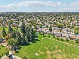 Circle Pkwy-S2908-044.jpg
