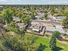 Circle Pkwy-S2908-046.jpg