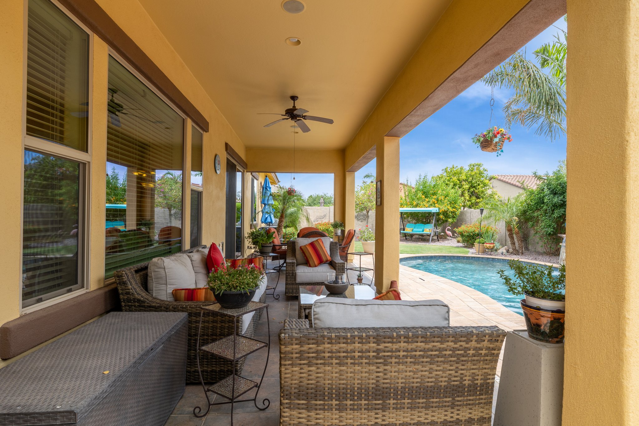 Large Covered Patio - Perfect for Entertaining