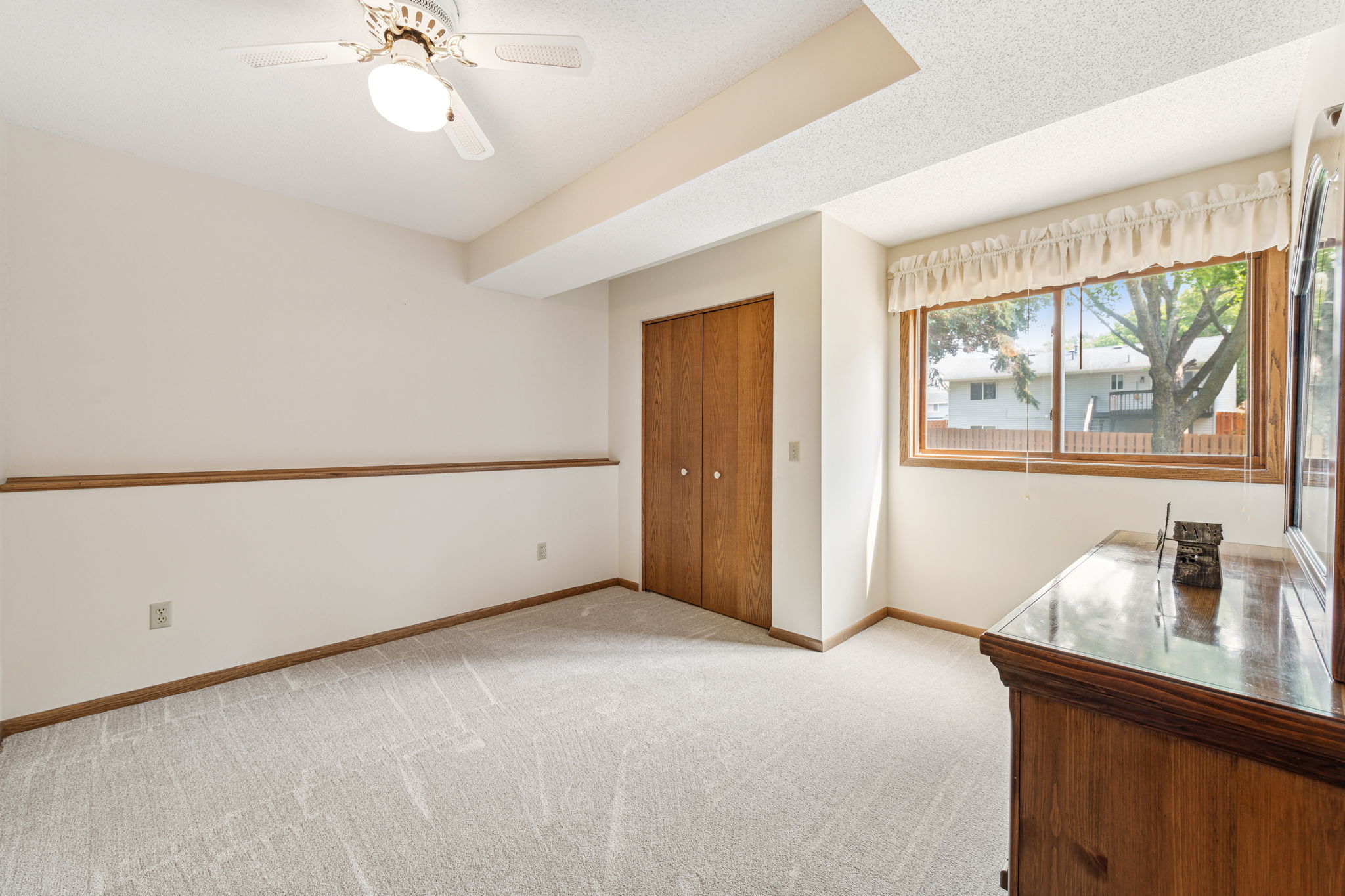 18_Interior