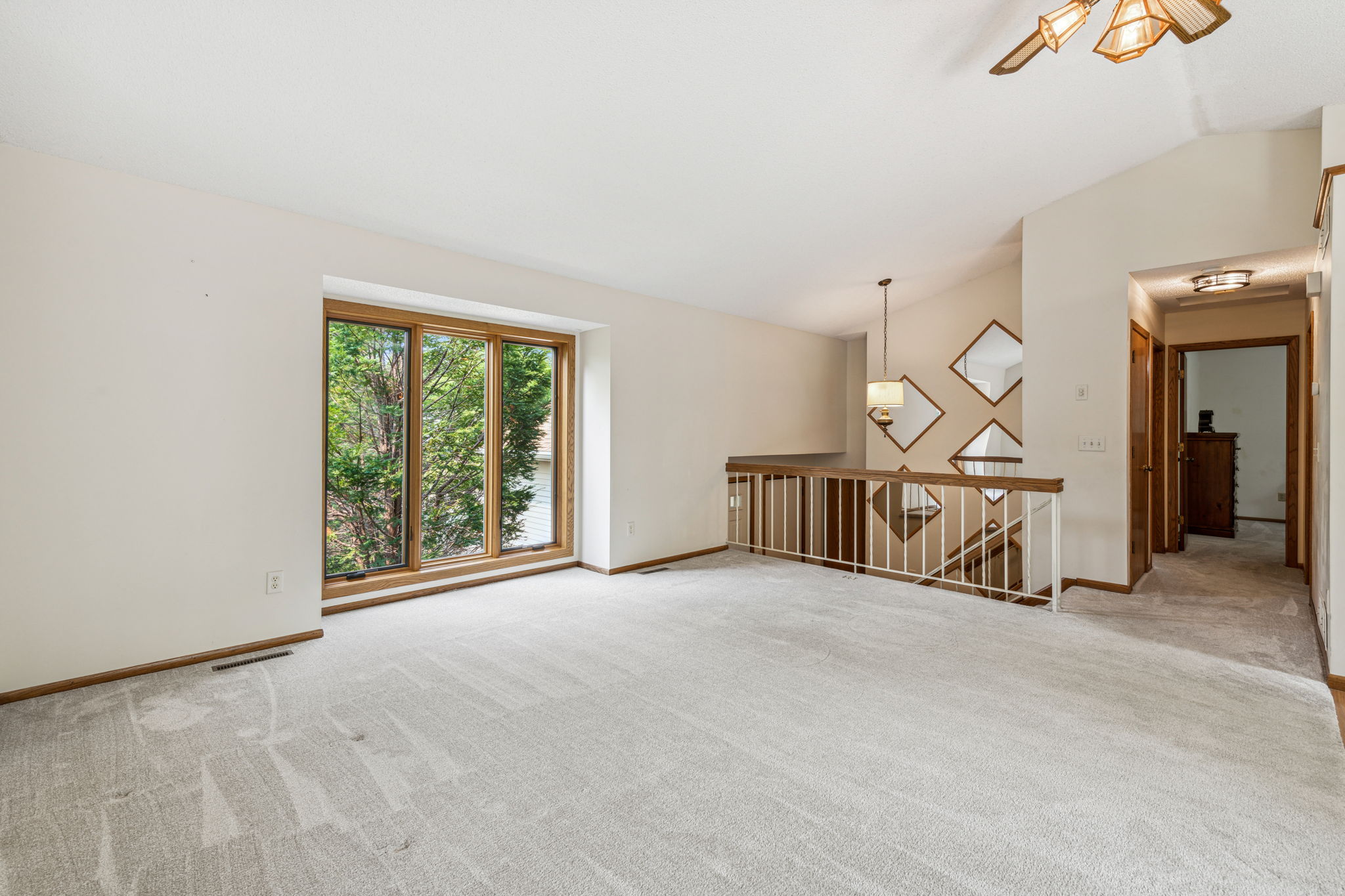 17_Interior