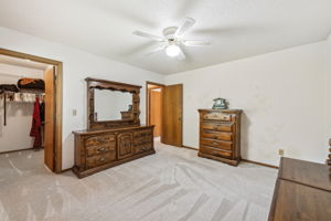 13_Interior