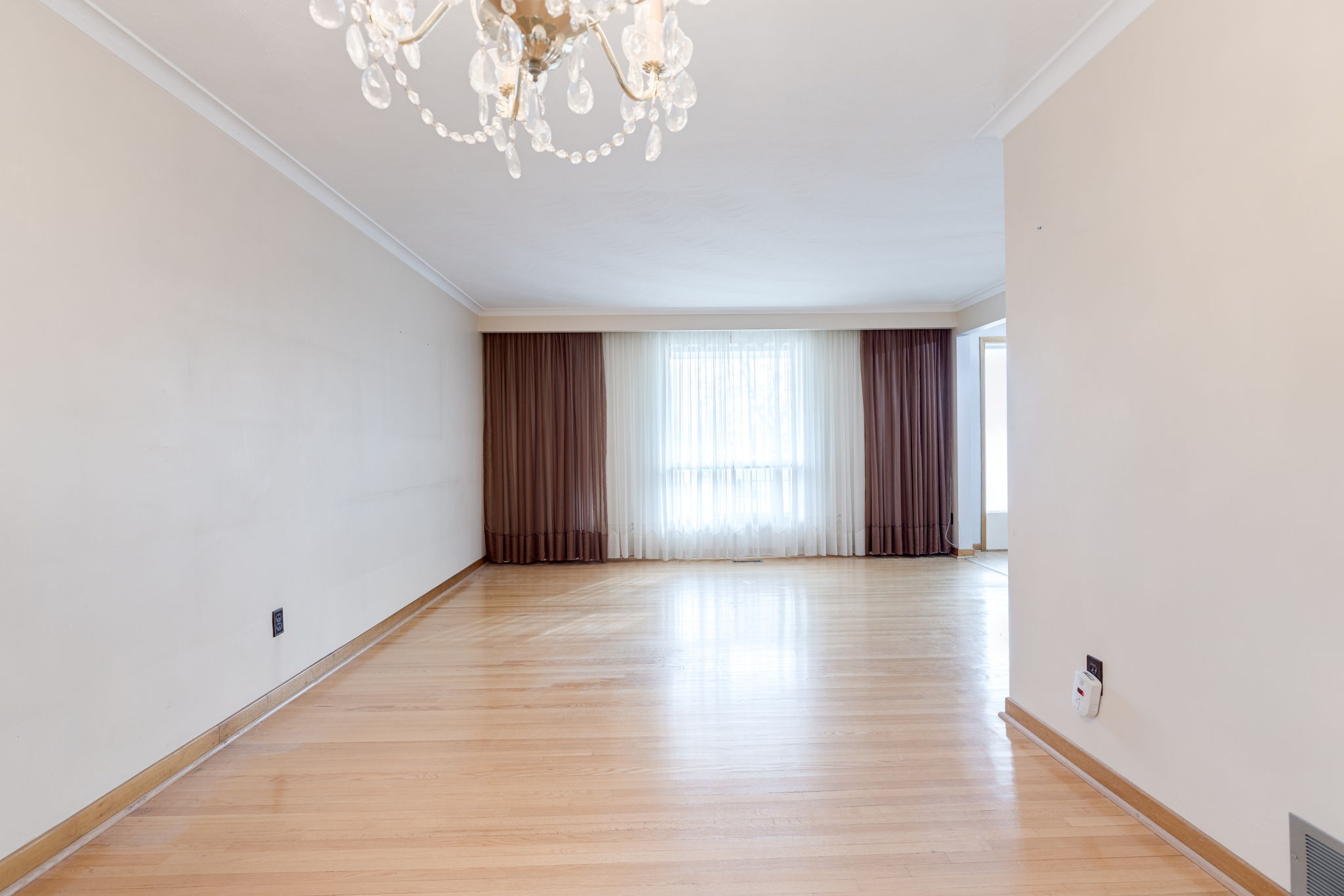 Mississauga property showcase — delivered property photograph 10