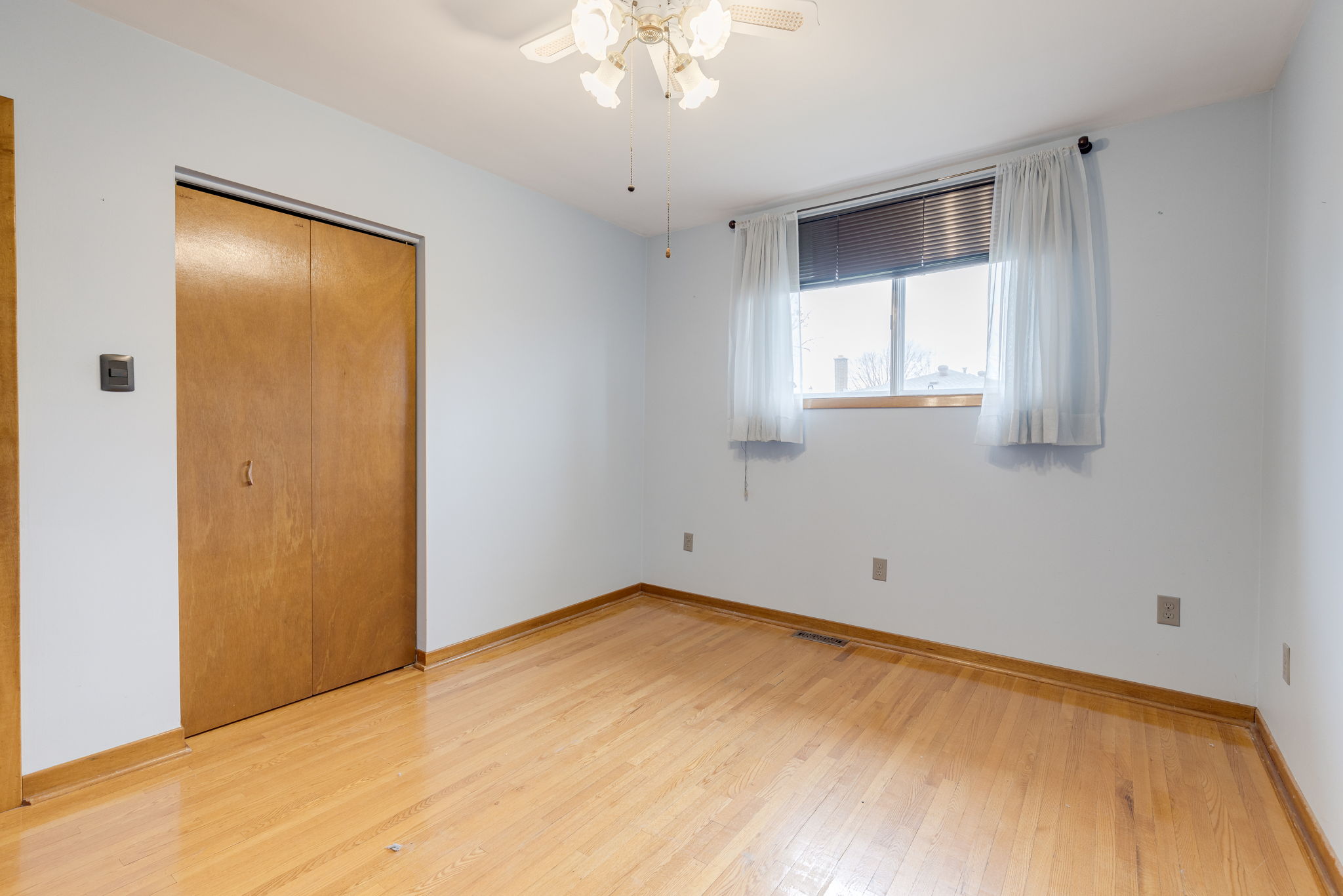 Mississauga property showcase — delivered property photograph 23