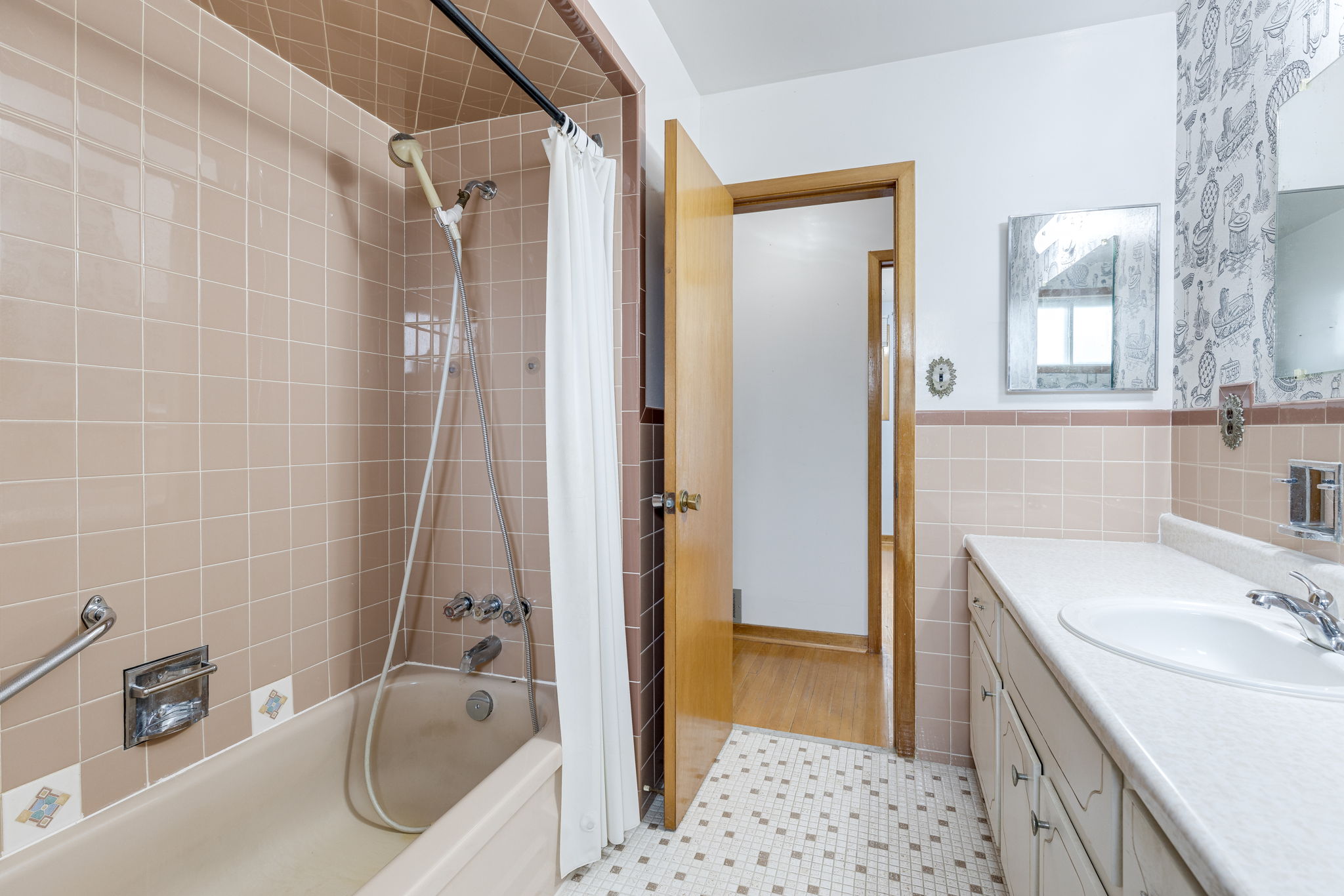 Mississauga property showcase — delivered property photograph 25