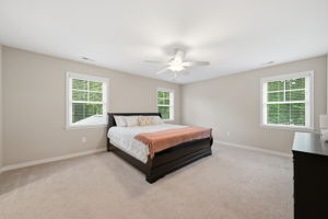  Photo 0