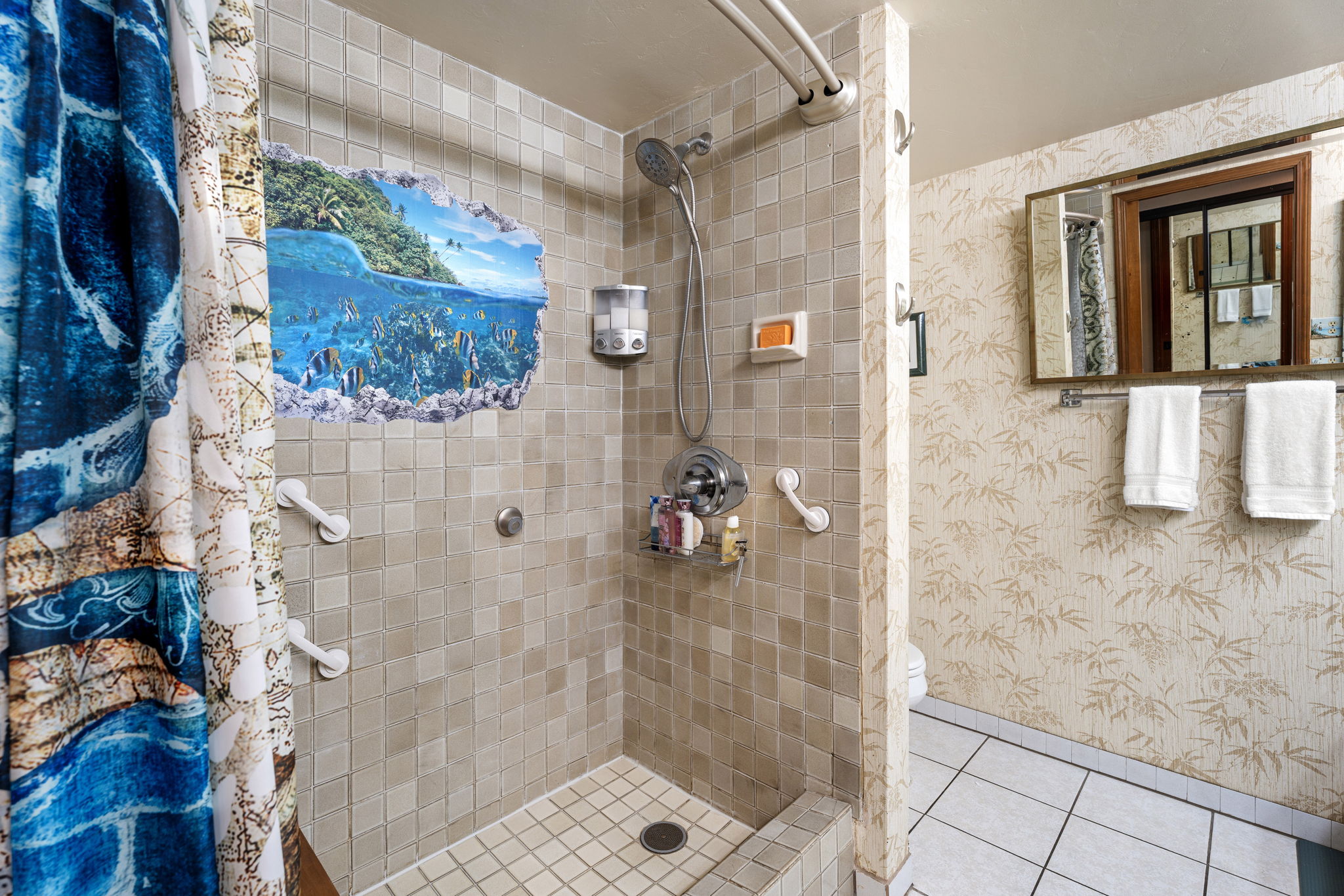 K Bathroom 1b