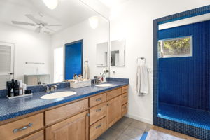 K Bathroom 1a