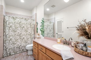 K Bathroom 2a