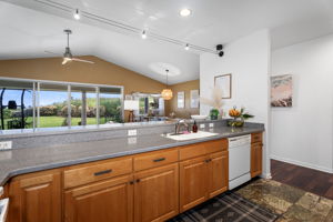 Kitchen  4