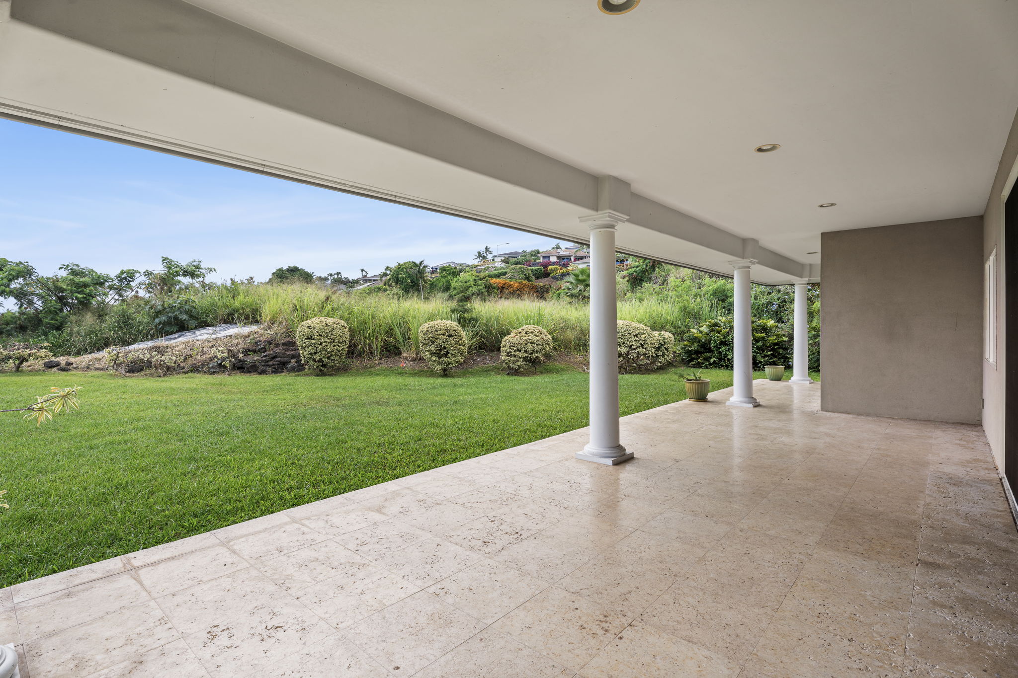 Lanai 4