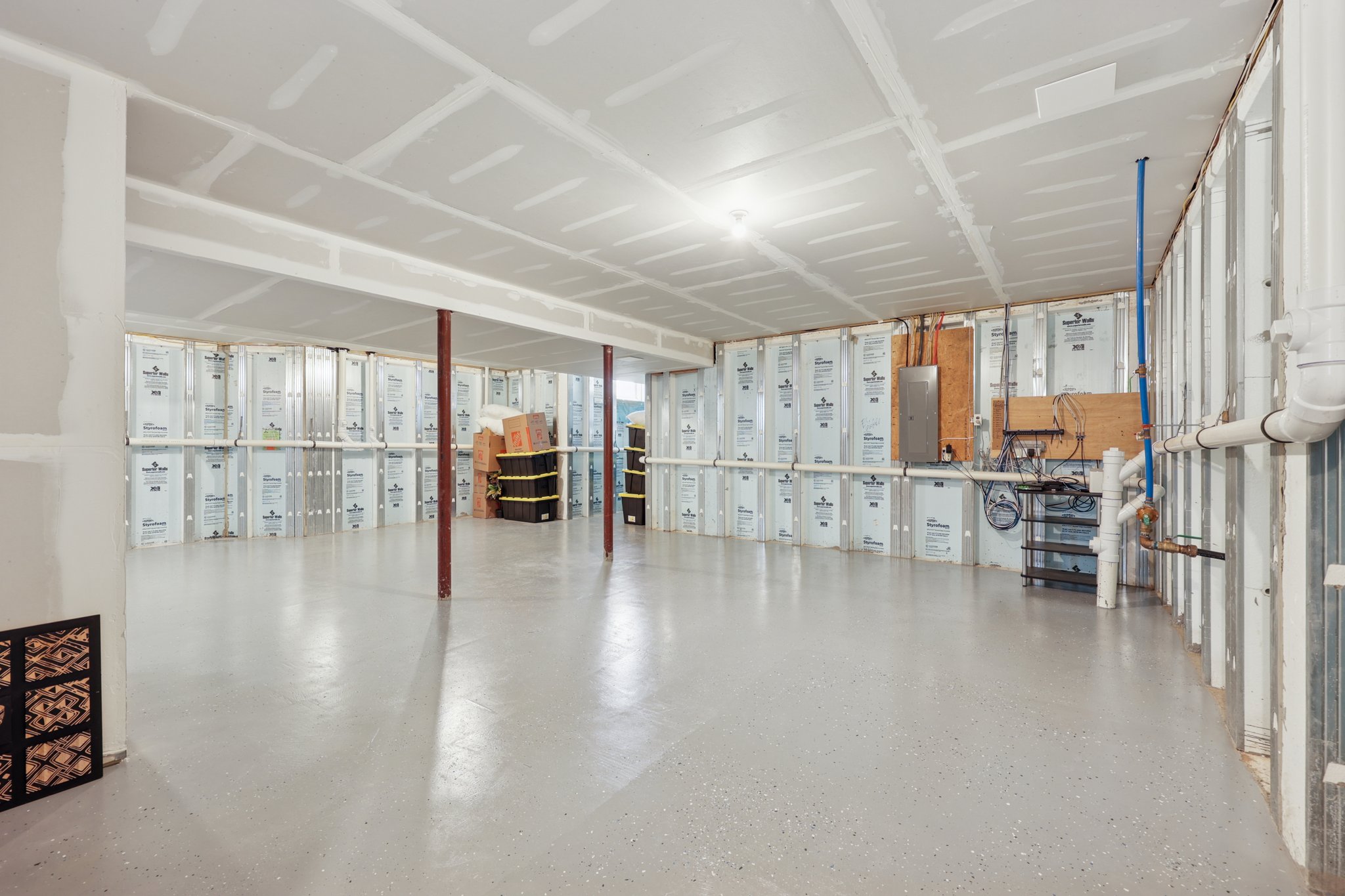 Sapcious Basement