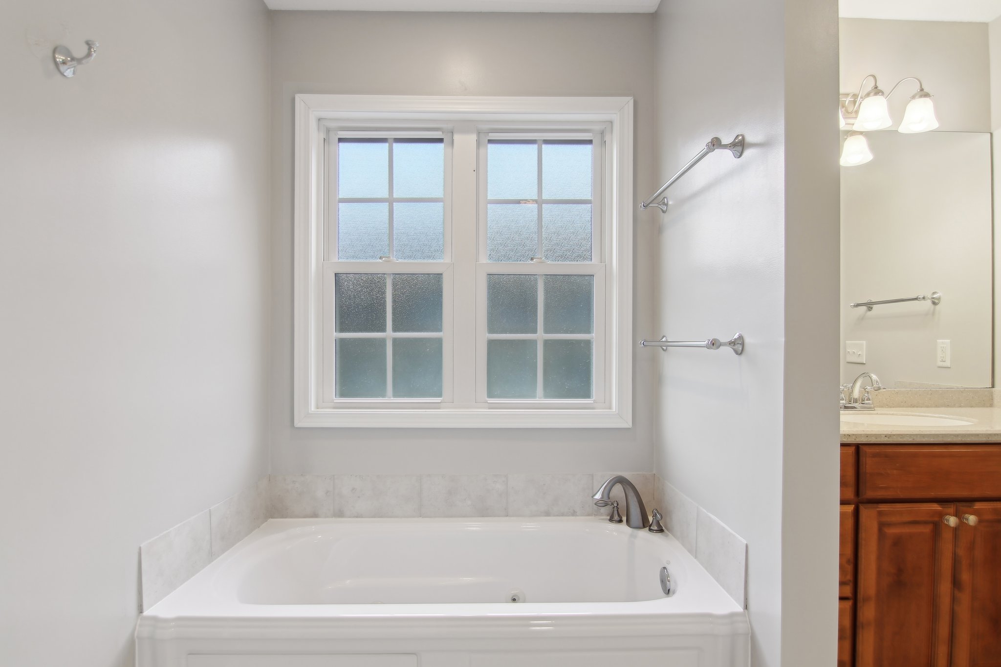 Eastern Sky Dr-029.jpg