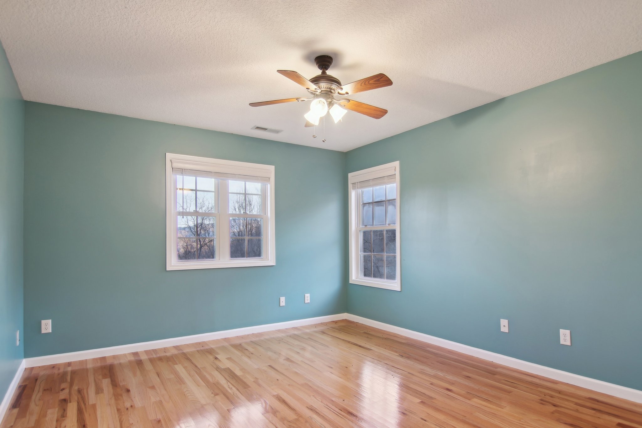 Eastern Sky Dr-032.jpg