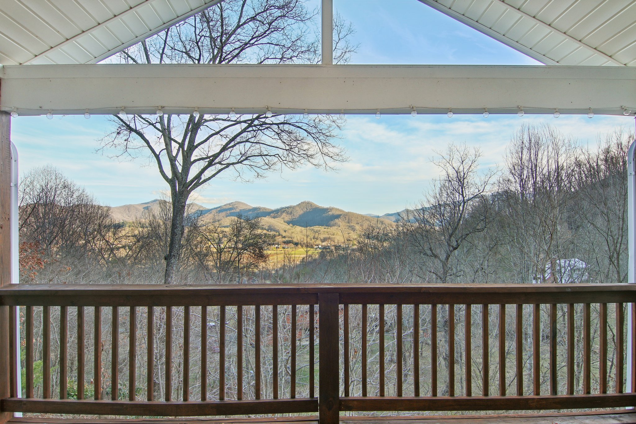 Eastern Sky Dr-060.jpg