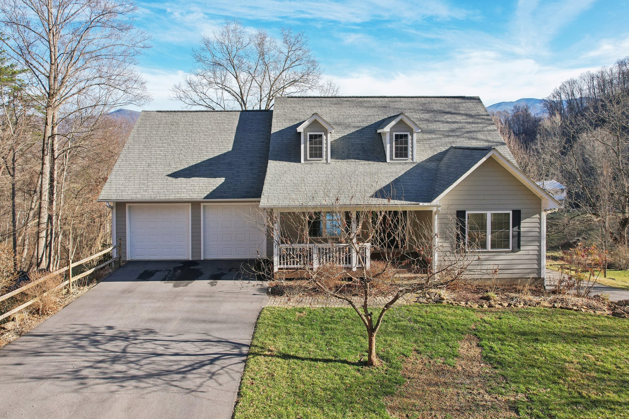 Eastern Sky Dr-064.jpg