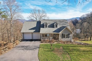 Eastern Sky Dr-063.jpg