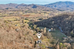 Eastern Sky Dr-068.jpg