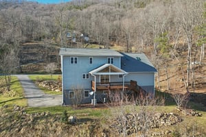 Eastern Sky Dr-072.jpg