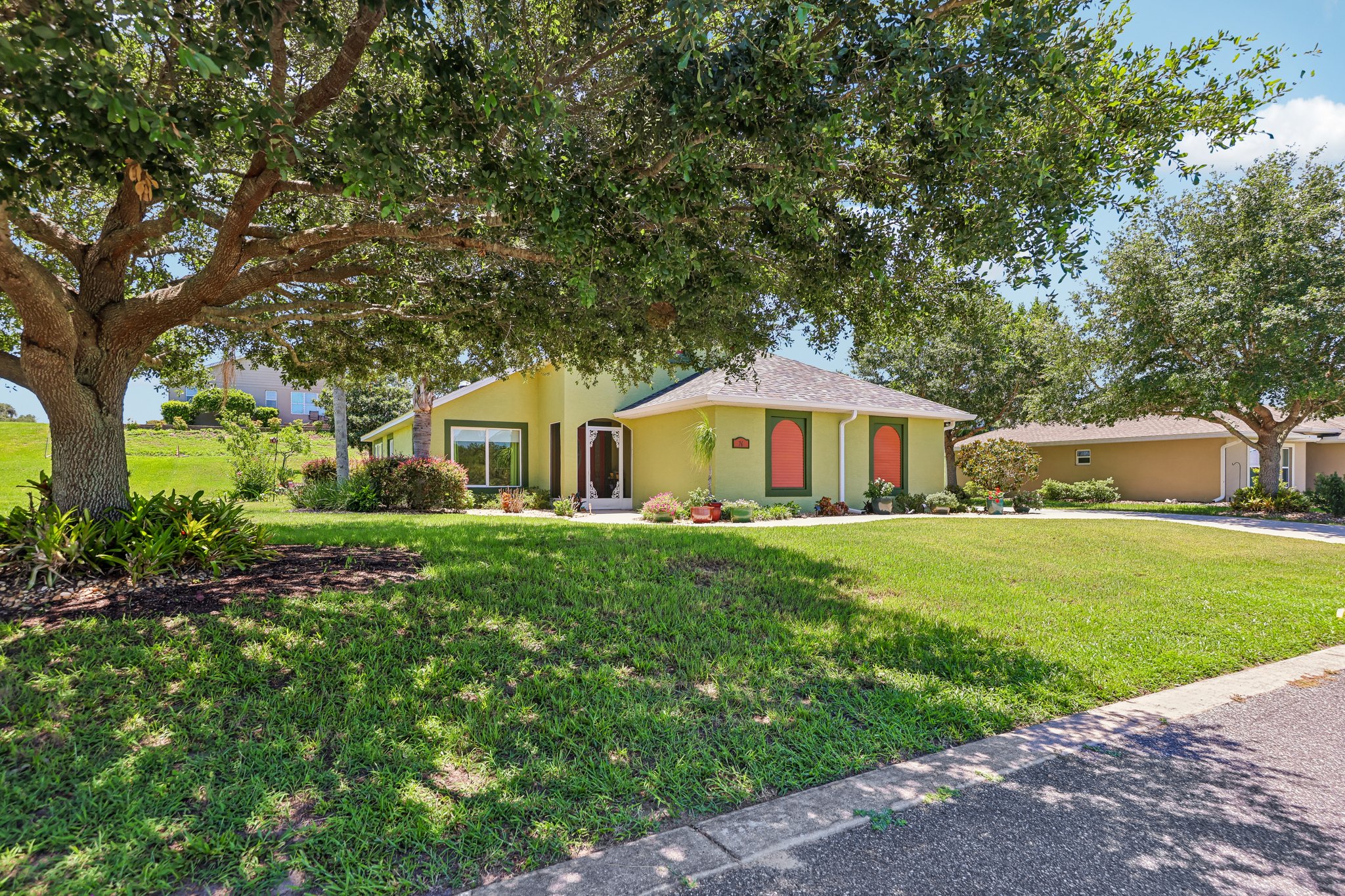 Fairway Cir-S2306-005.jpg