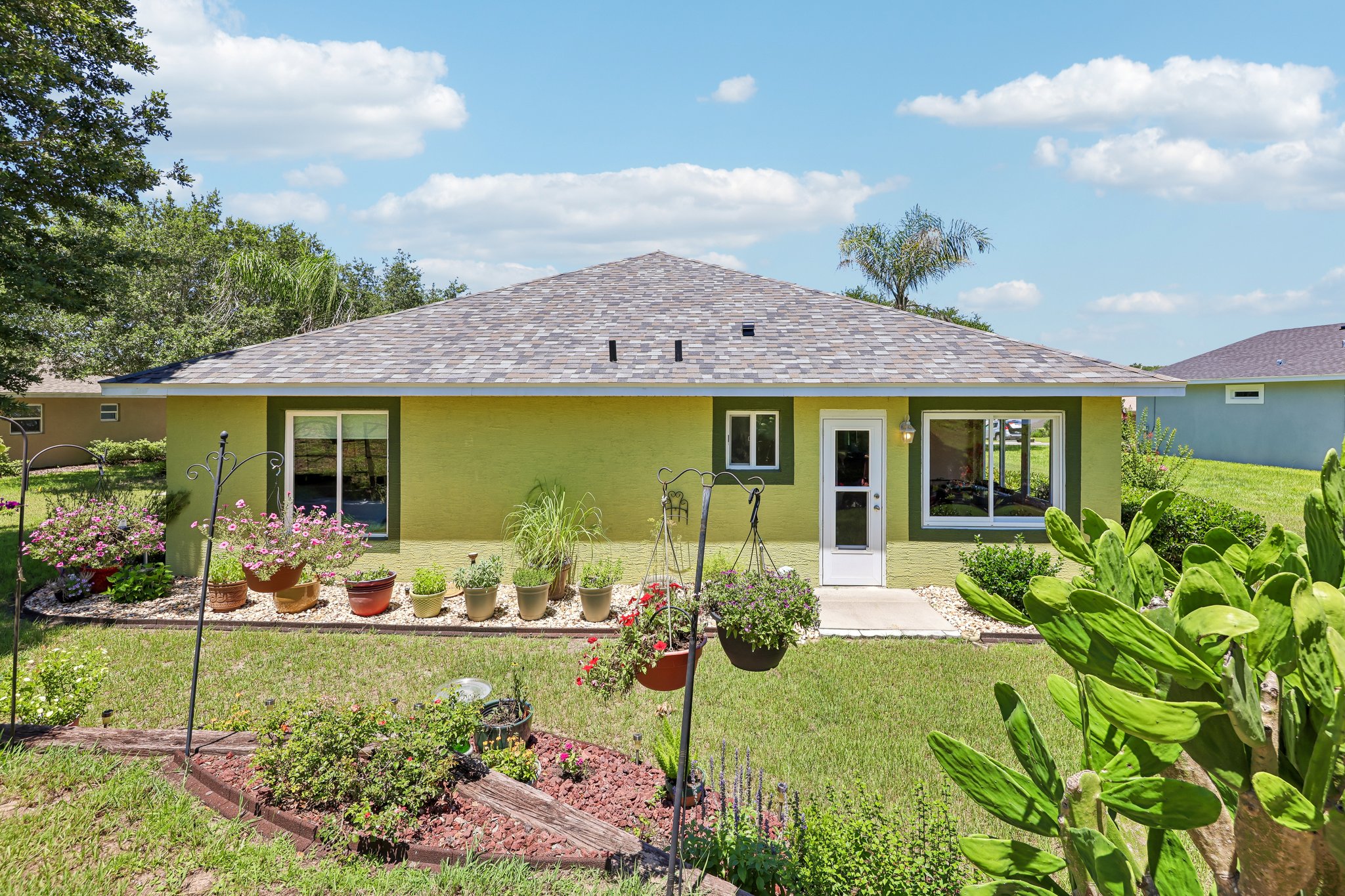 Fairway Cir-S2306-028.jpg