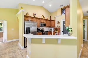 Fairway Cir-S2306-013.jpg