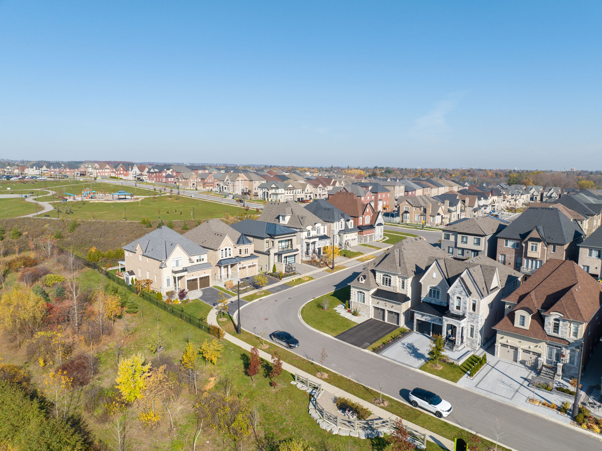 76 Foley Cres Vaughan, ON L6A 1S2