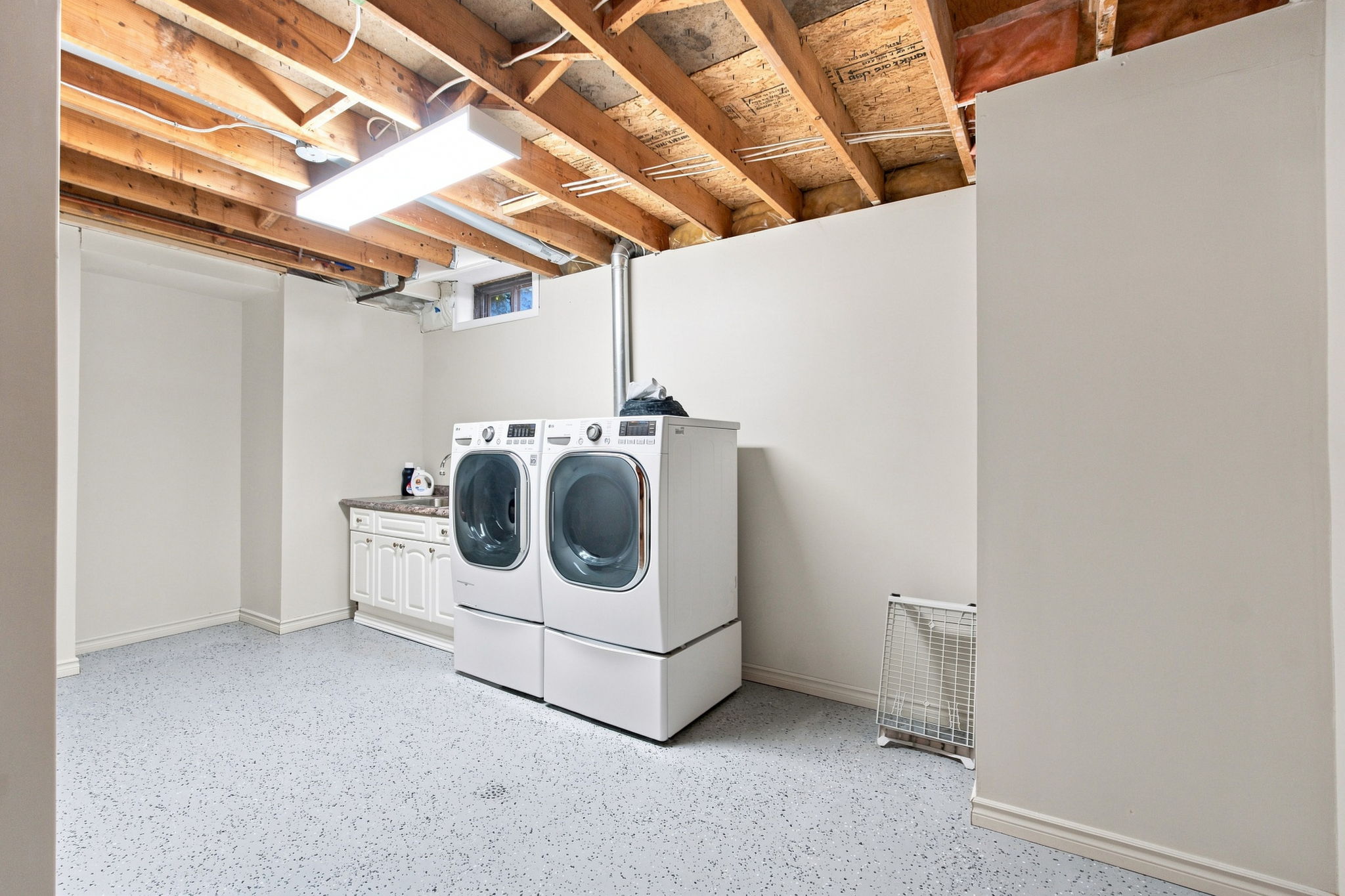  Photo 59