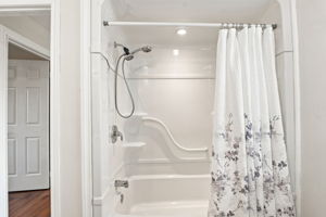  Photo 47