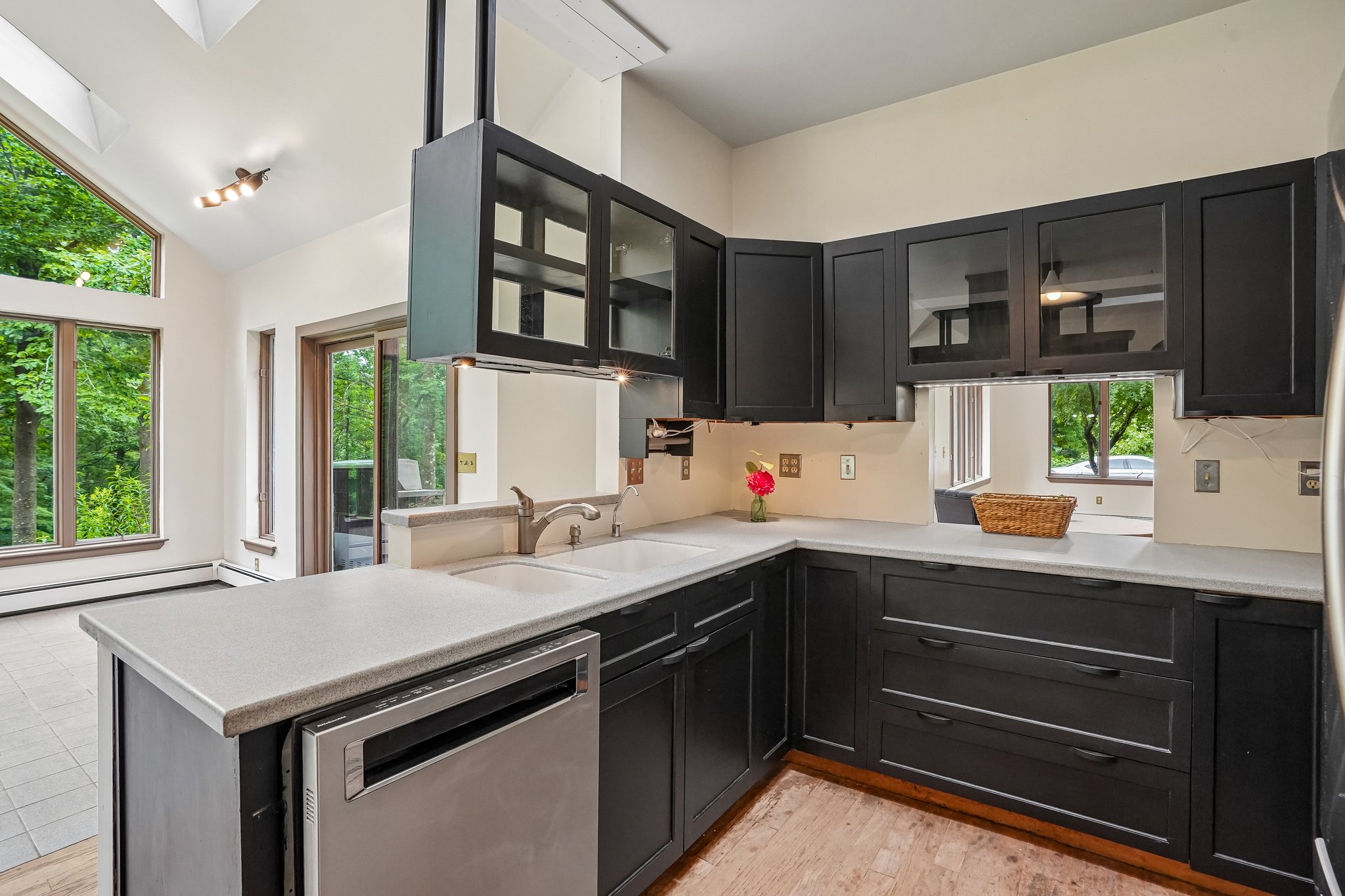 Foster Rd-S2406-015.jpg