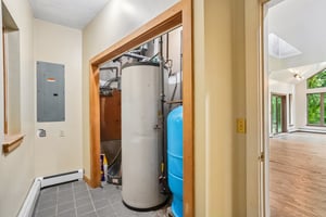 Foster Rd-S2406-020.jpg
