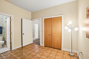 Foster Rd-S2406-024.jpg