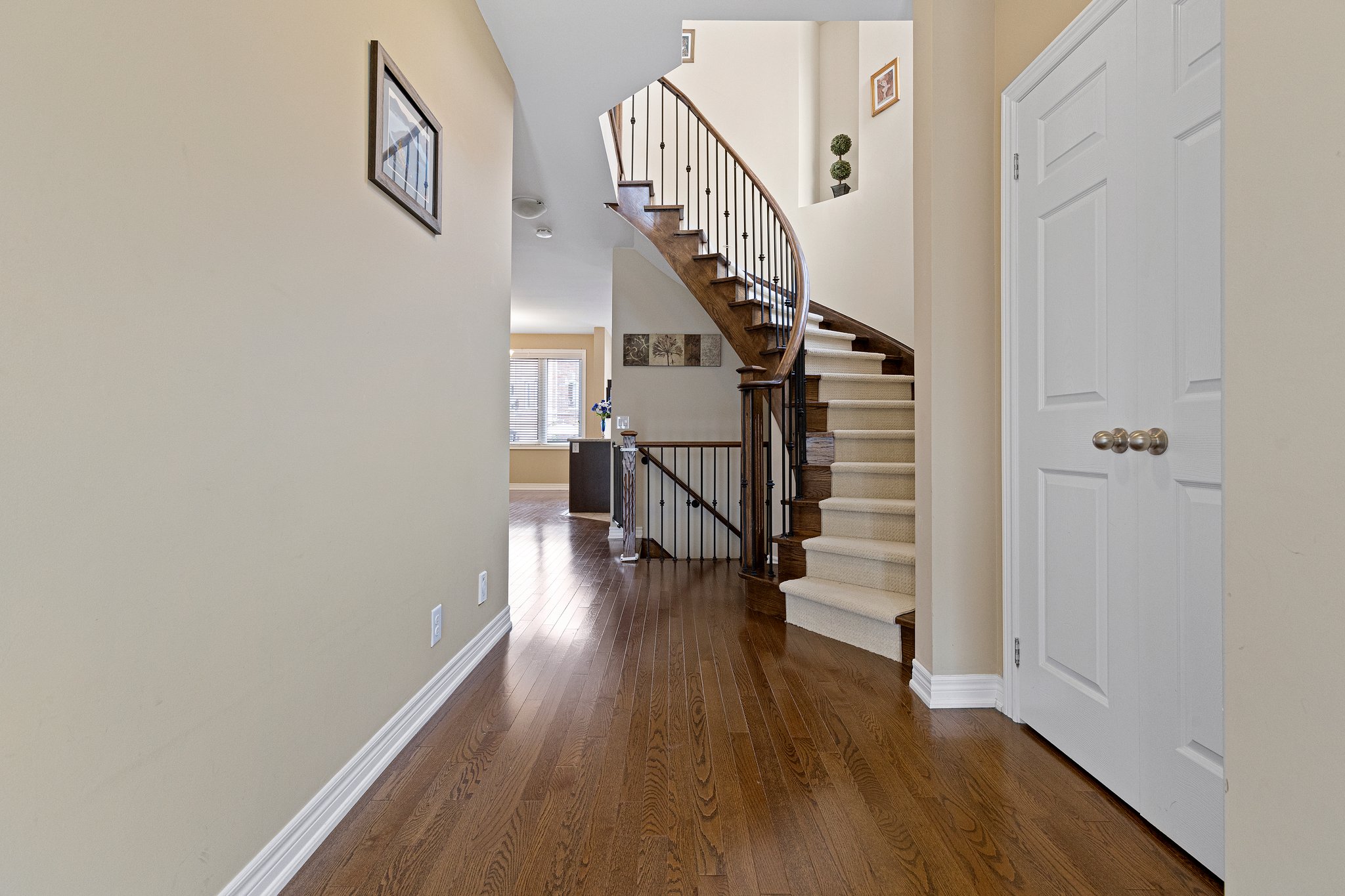 East Gwillimbury property showcase — delivered property photograph 9