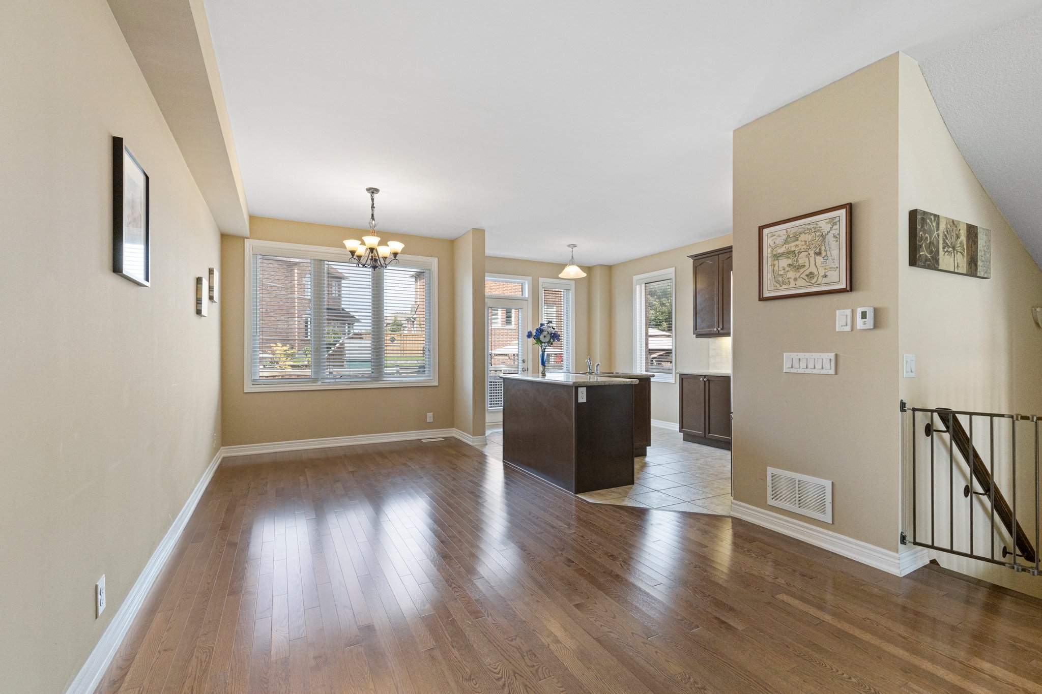 East Gwillimbury property showcase — delivered property photograph 6