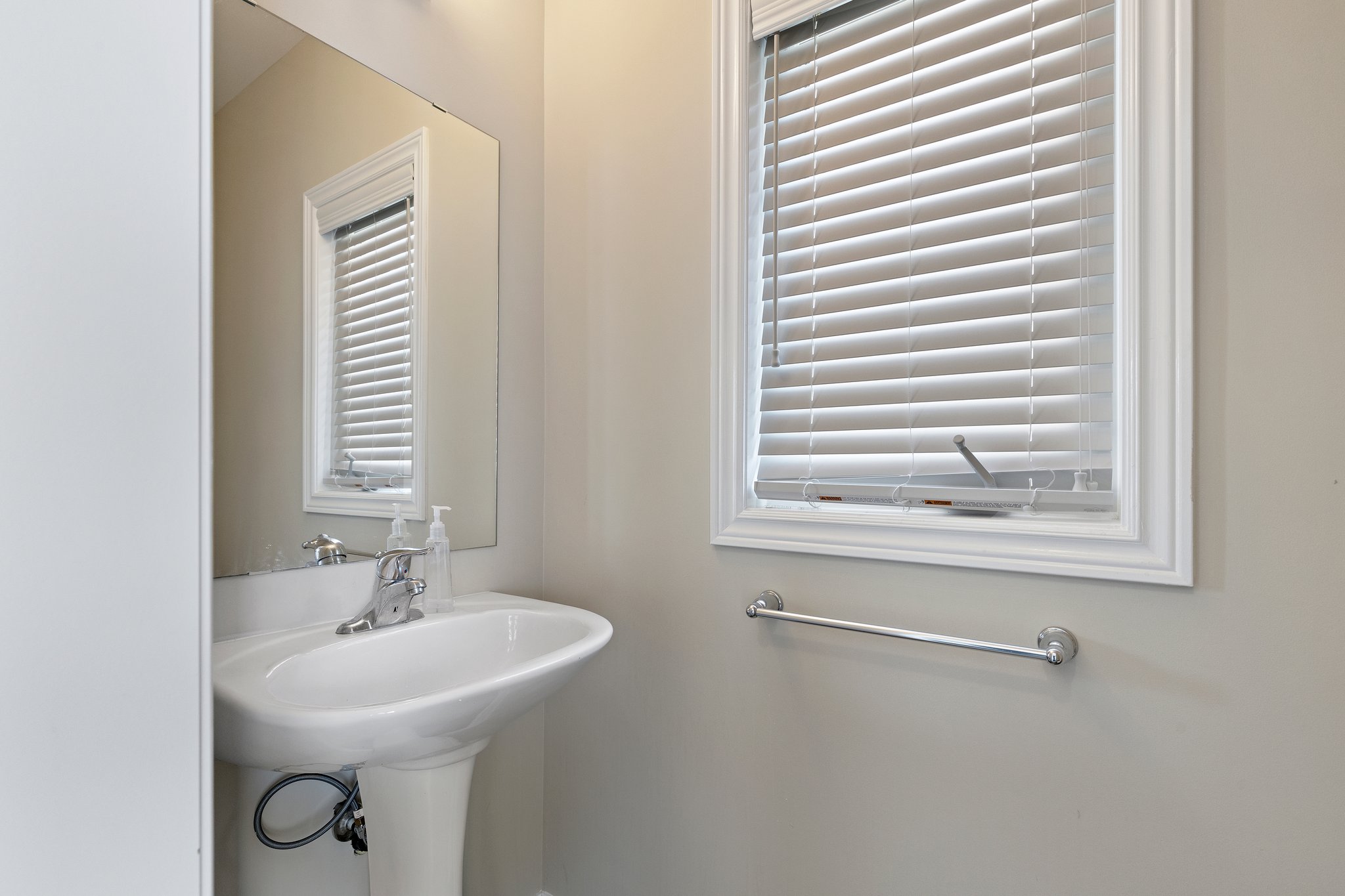 East Gwillimbury property showcase — delivered property photograph 8