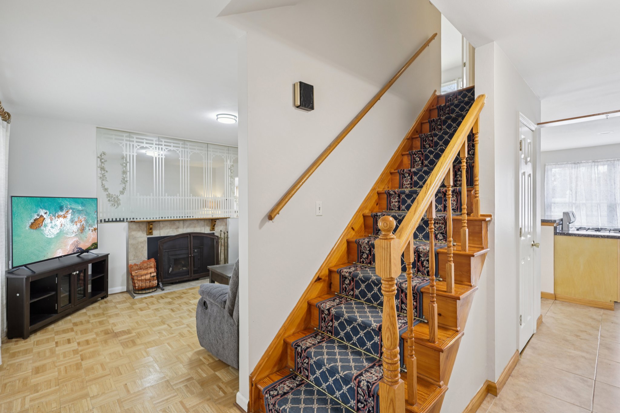 Highland Blvd-S3103-005.jpg