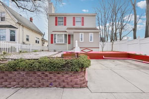 Highland Blvd-S3103-001.jpg