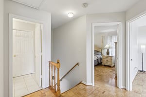 Highland Blvd-S3103-018.jpg