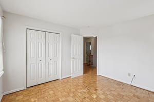 Highland Blvd-S3103-024.jpg