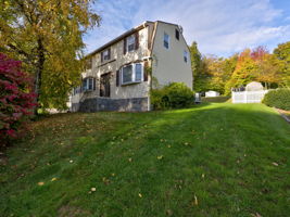 Photo 0