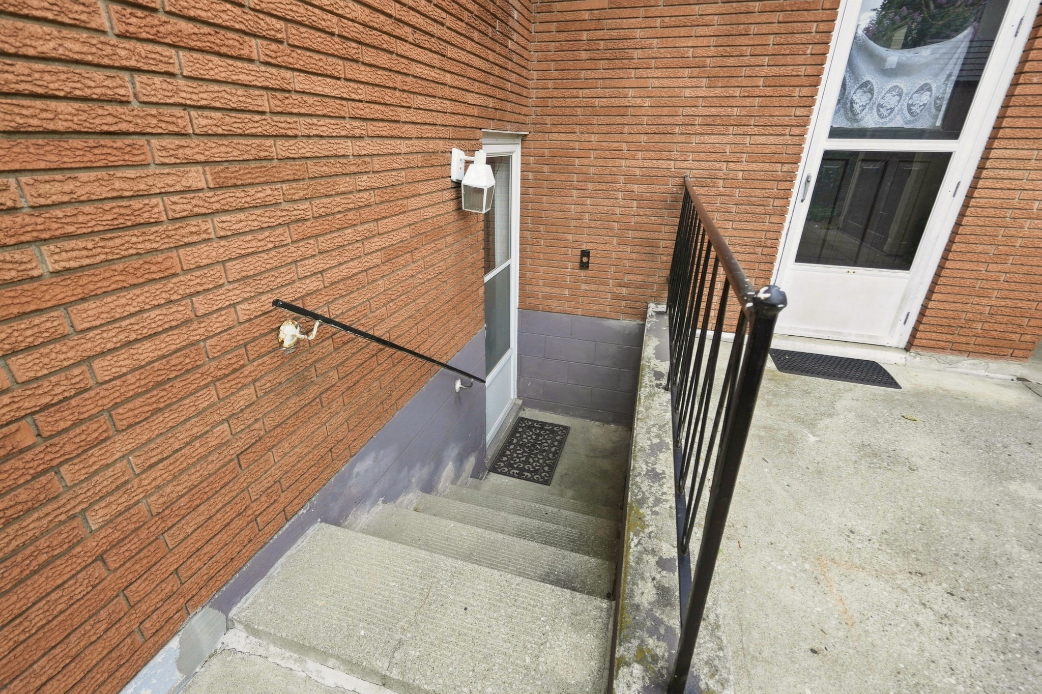  Photo 34