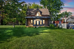 76 Queen Street N_101 day to dusk.jpeg