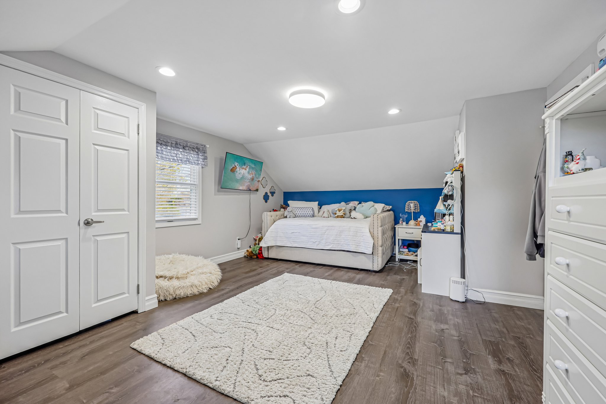 S Bay Dr-S2904-029.jpg