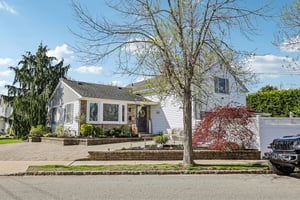 S Bay Dr-S2904-001.jpg