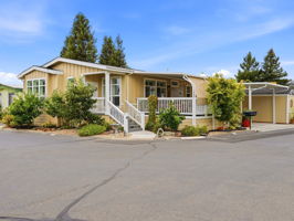 001_F8_76 Shamrock Cir