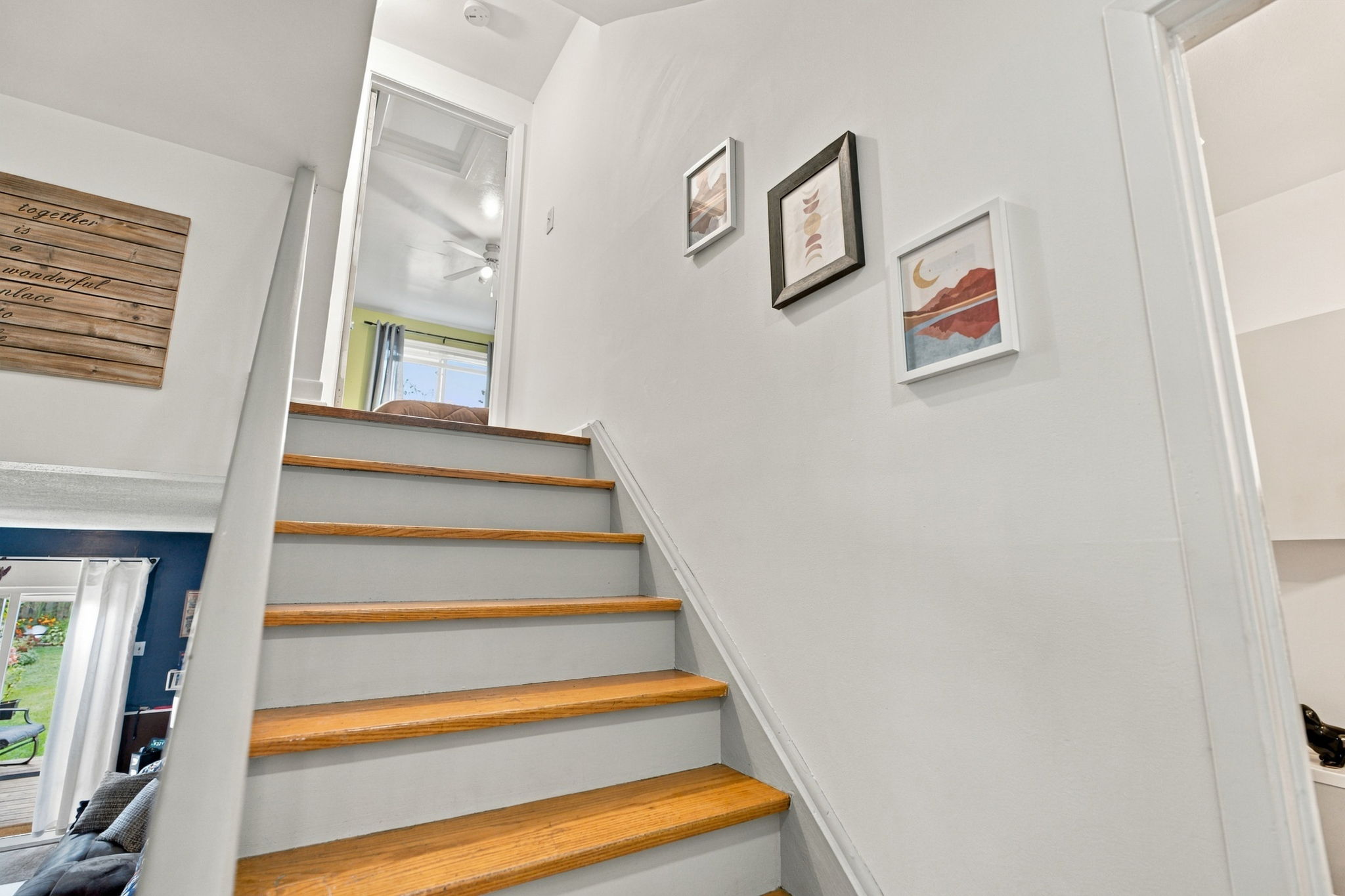  Photo 42